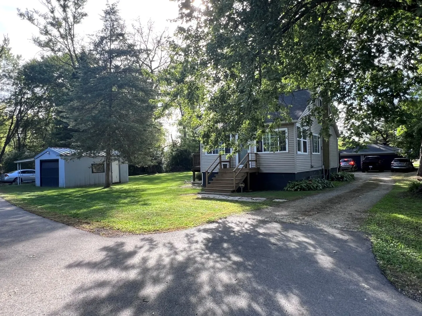 1701 W Low Avenue IL