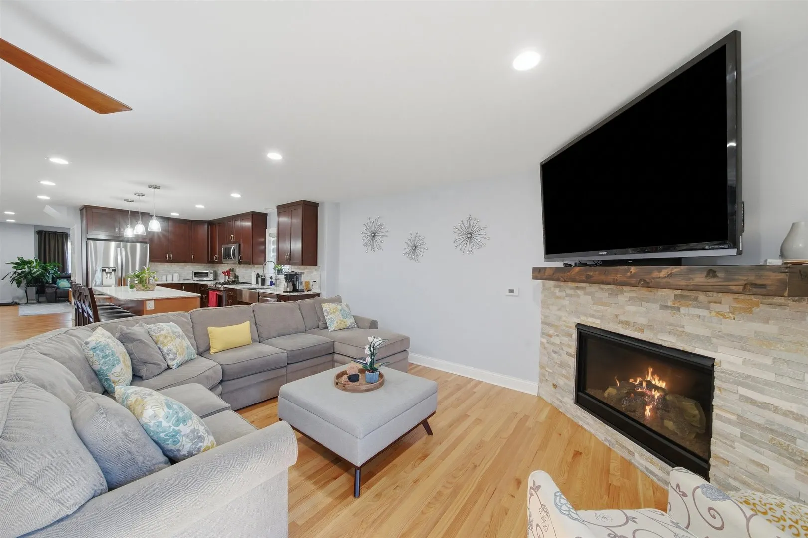 7403 W Myrtle Avenue IL