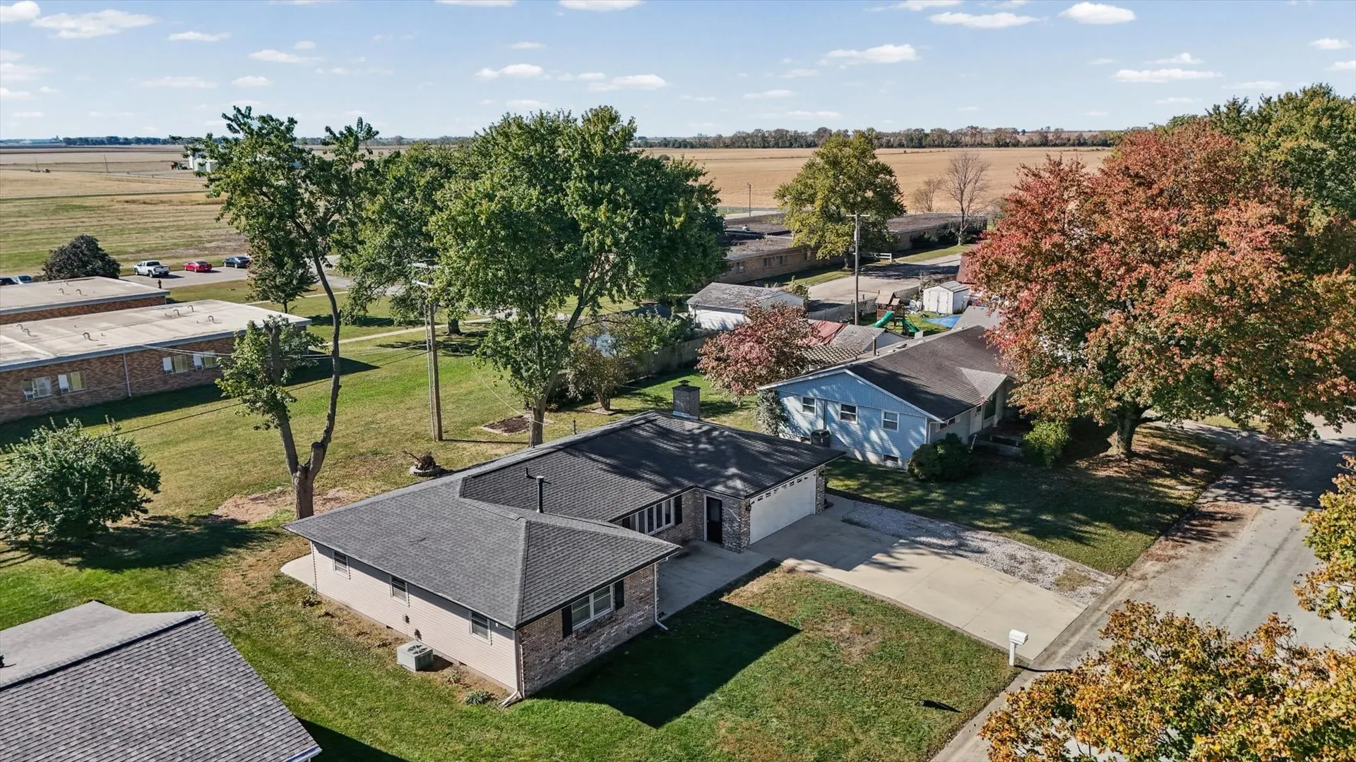 6 Hillcrest Drive IL
