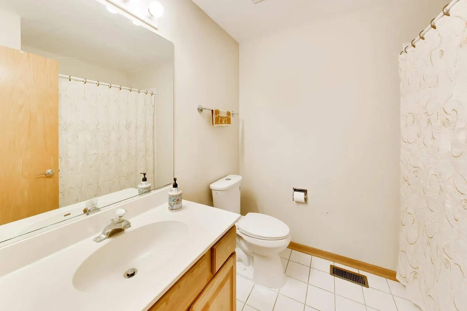 13886 Steepleview Lane IL #1388
