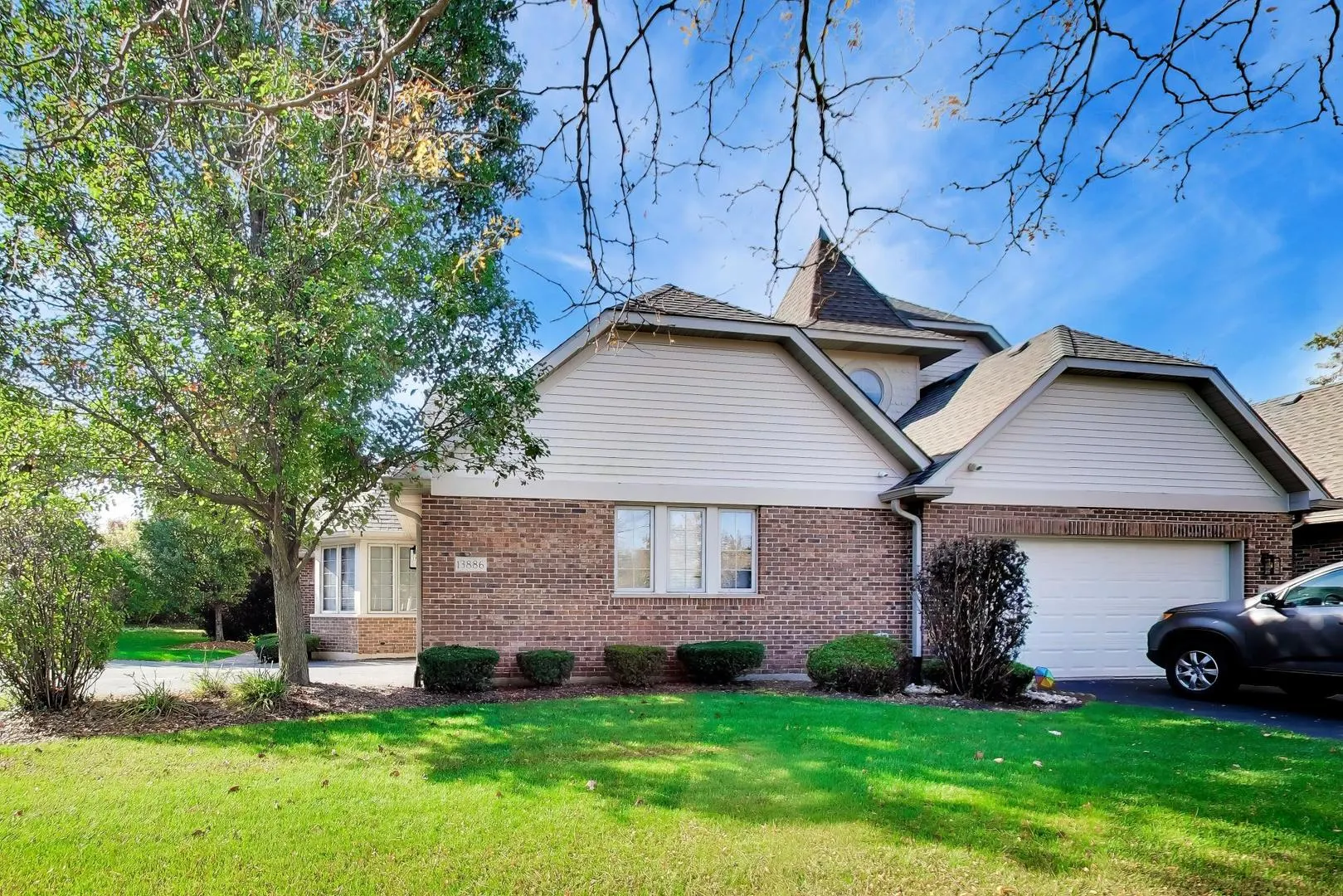 13886 Steepleview Lane IL #1388