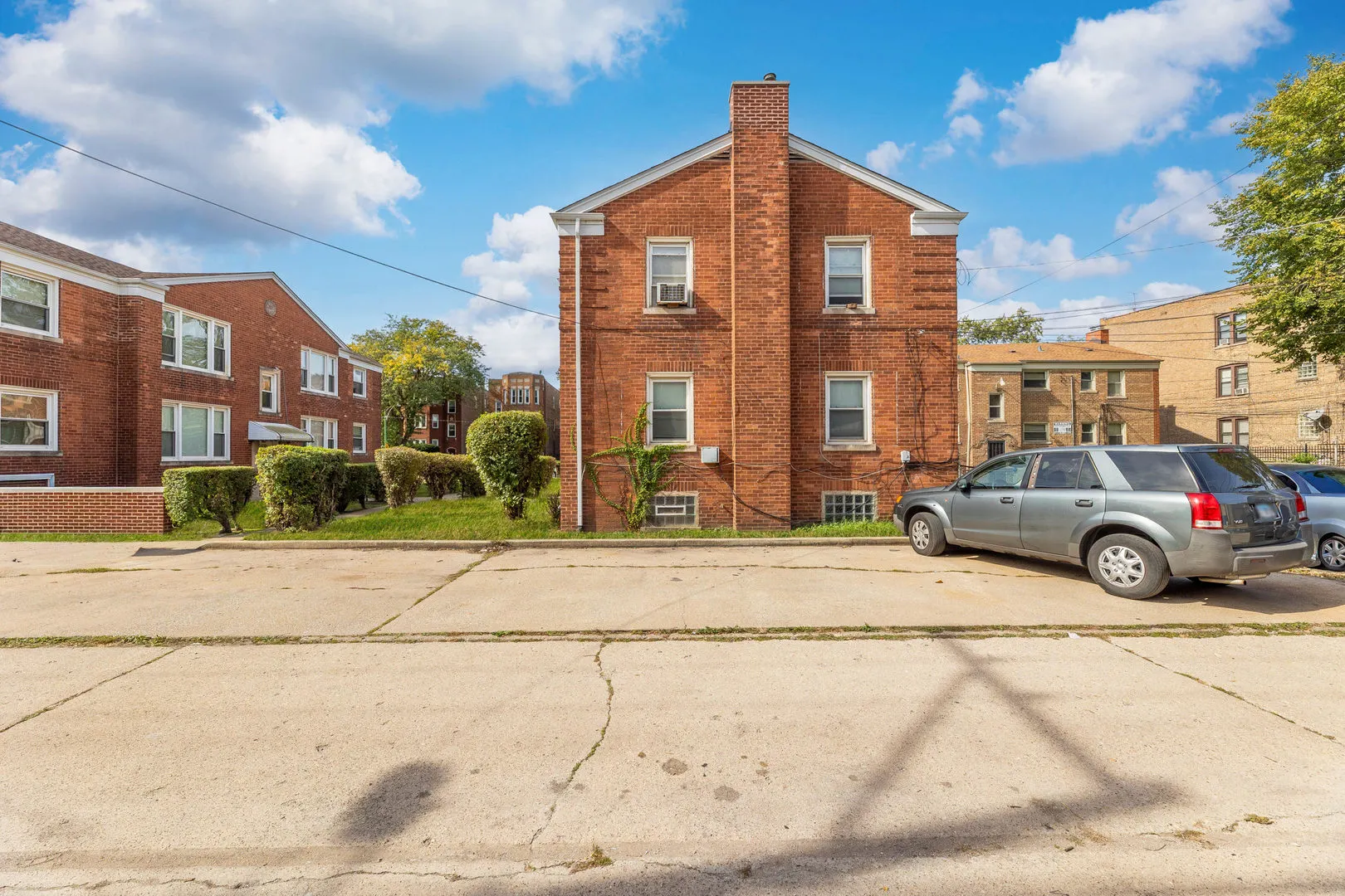 8939 S Blackstone Avenue IL