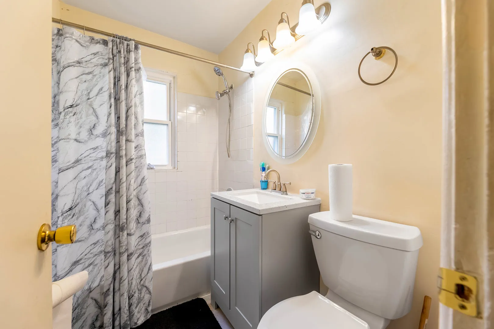 8939 S Blackstone Avenue IL