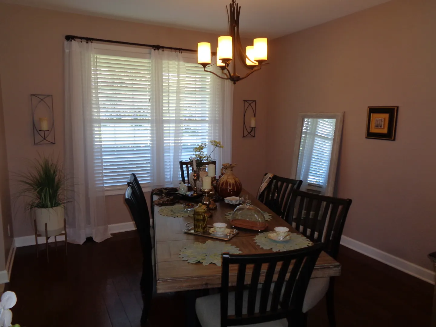 1915 W Cobblestone Lane IL