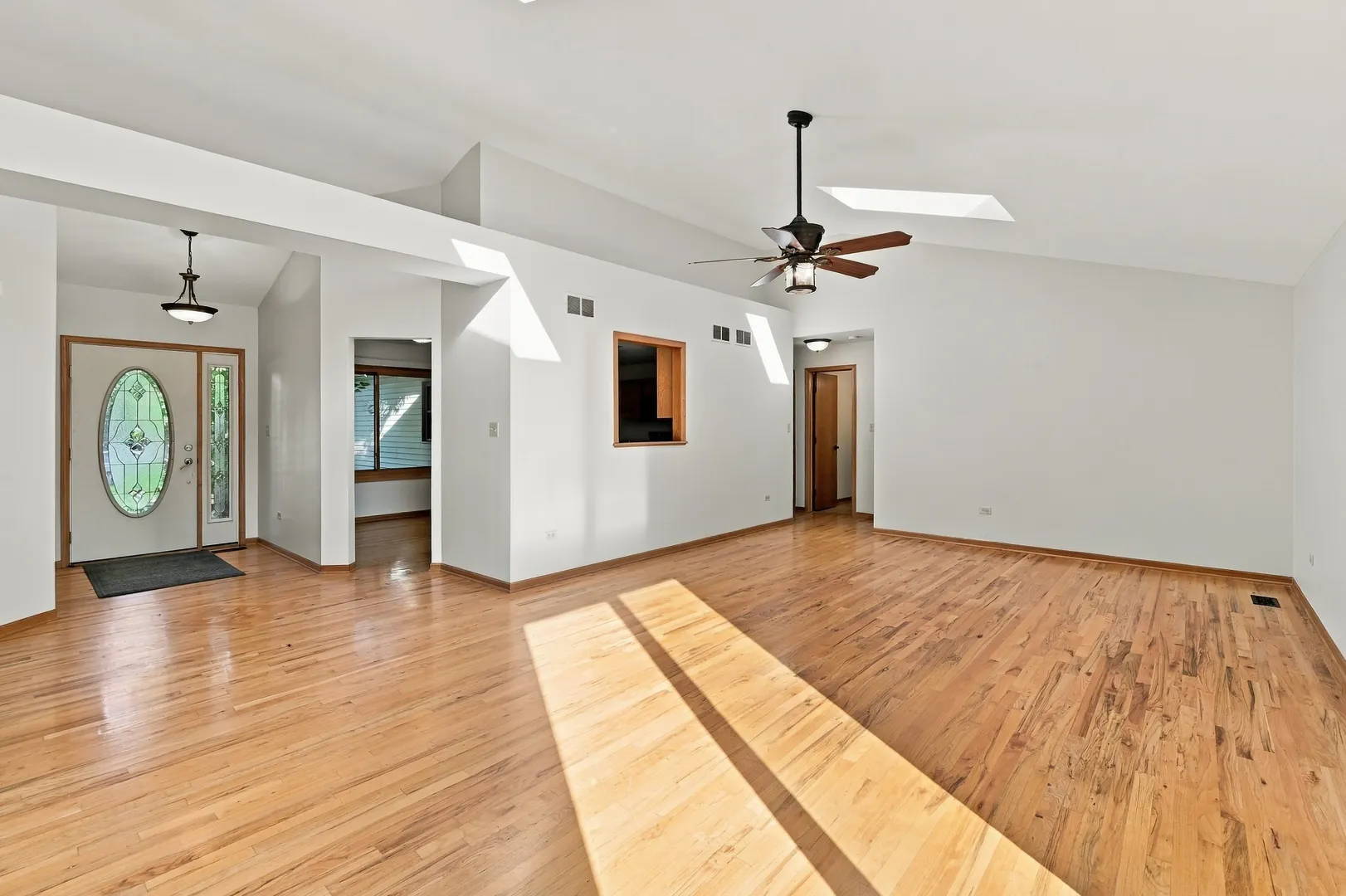 128 Bush Drive IL