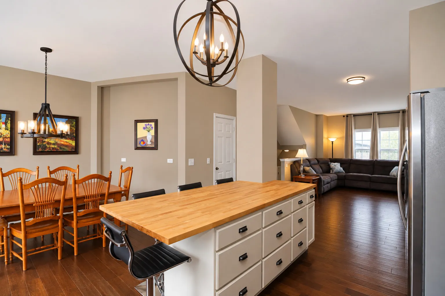 142 Lakeshore Drive IL