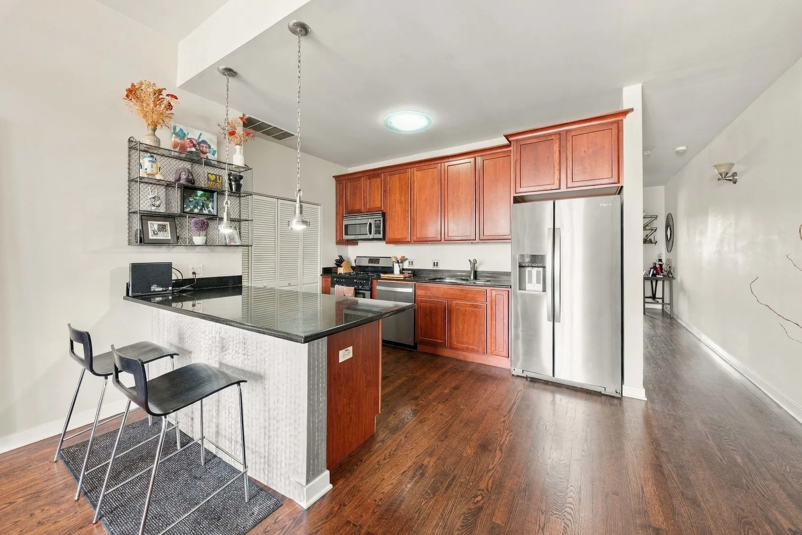 2510 W Irving Park Road IL #306
