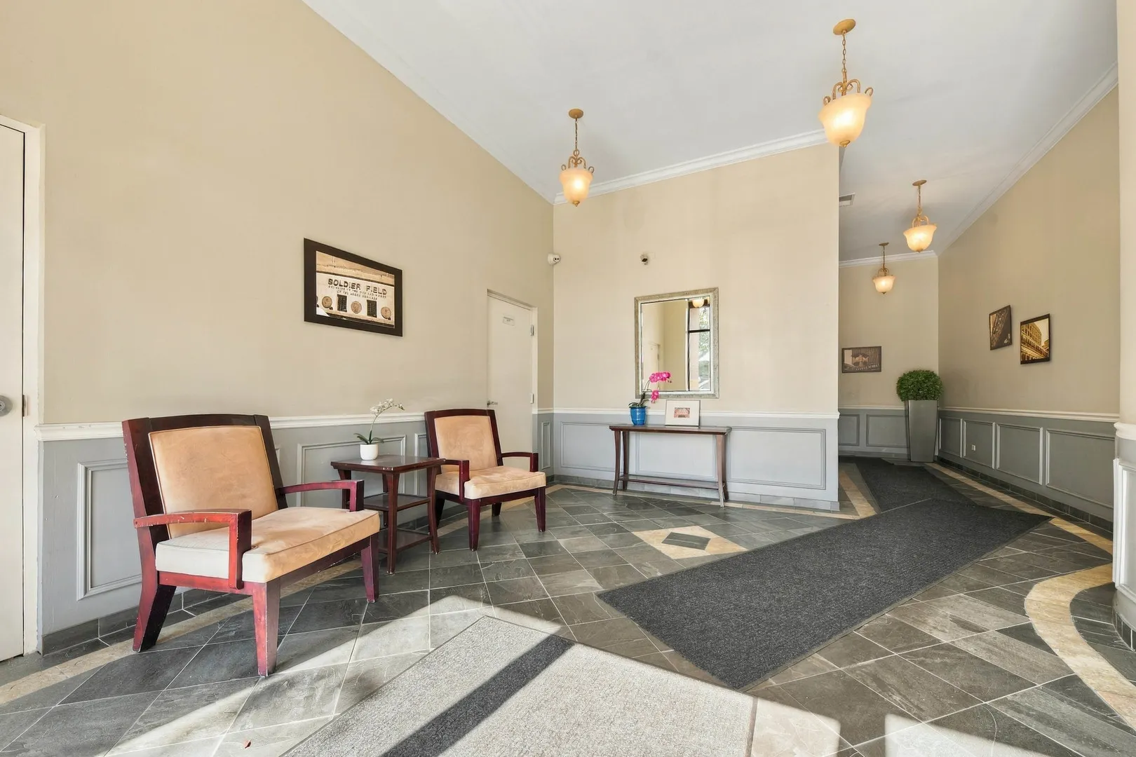 2510 W Irving Park Road IL #306