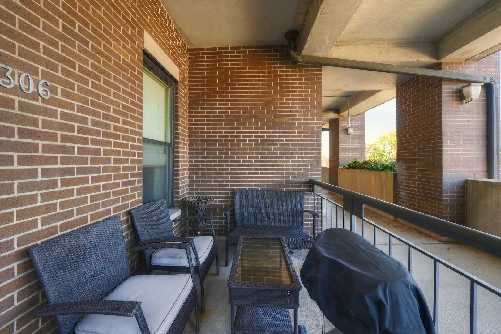 2510 W Irving Park Road IL #306