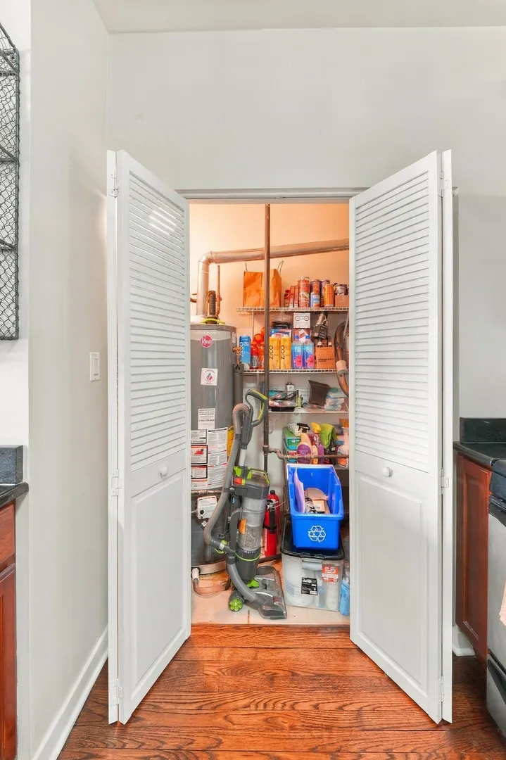 2510 W Irving Park Road IL #306