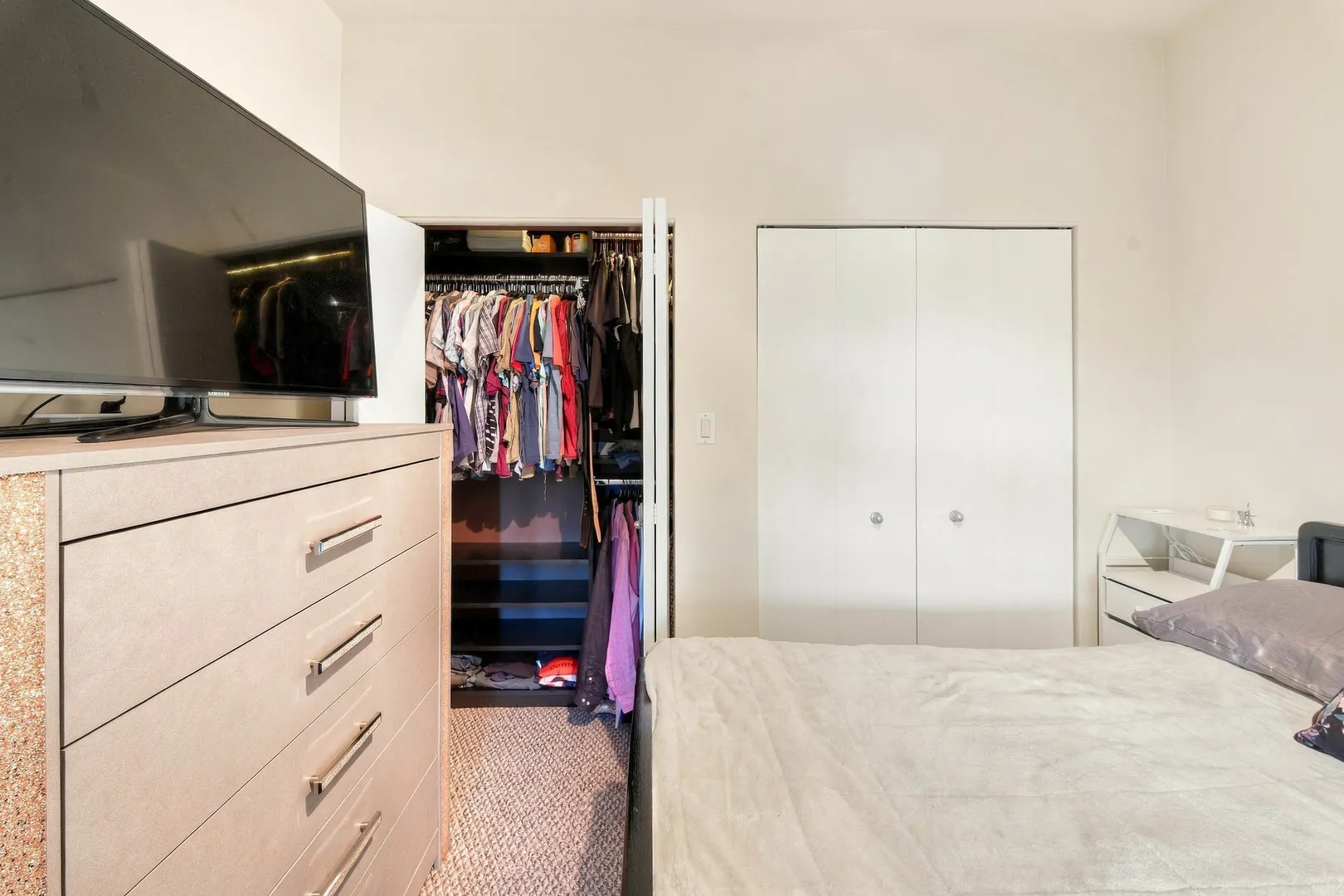 2510 W Irving Park Road IL #306