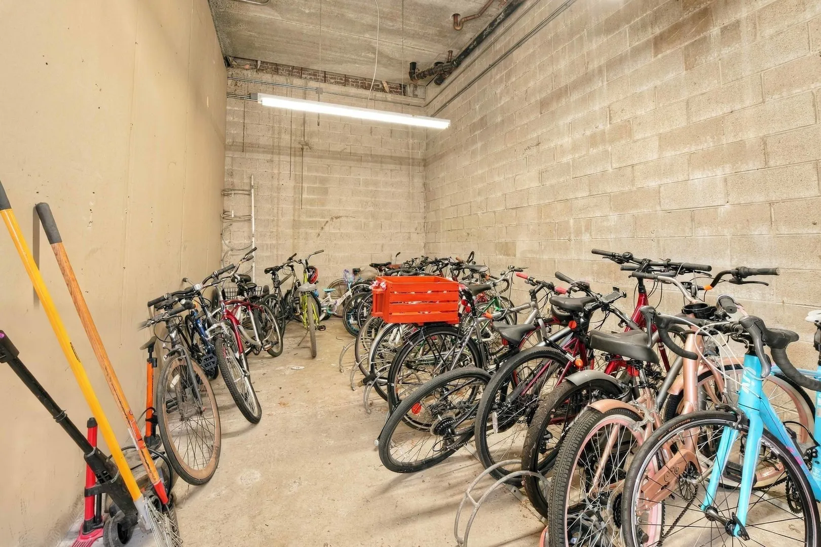 2510 W Irving Park Road IL #306