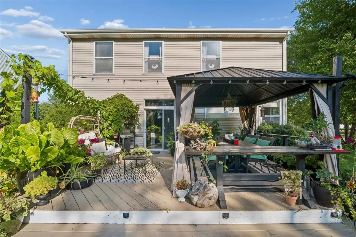 2103 Olde Mill Lane IL