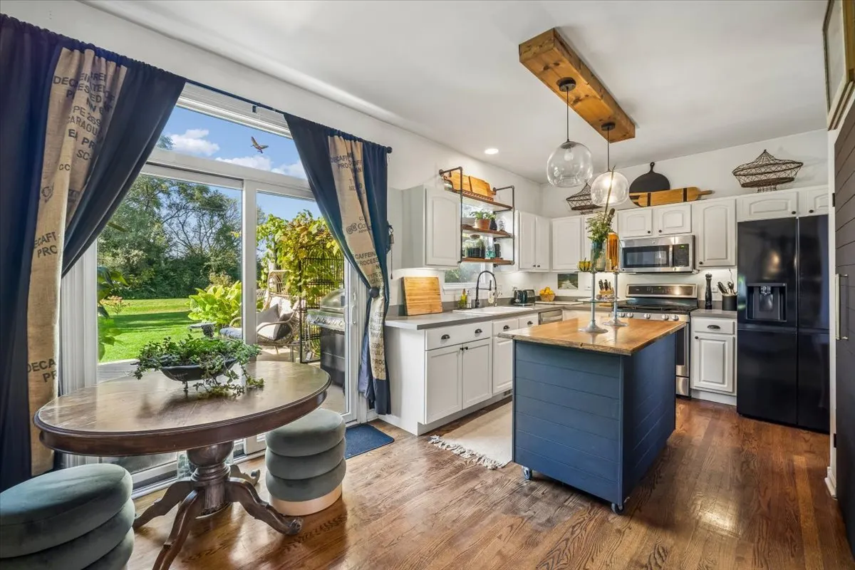 2103 Olde Mill Lane IL