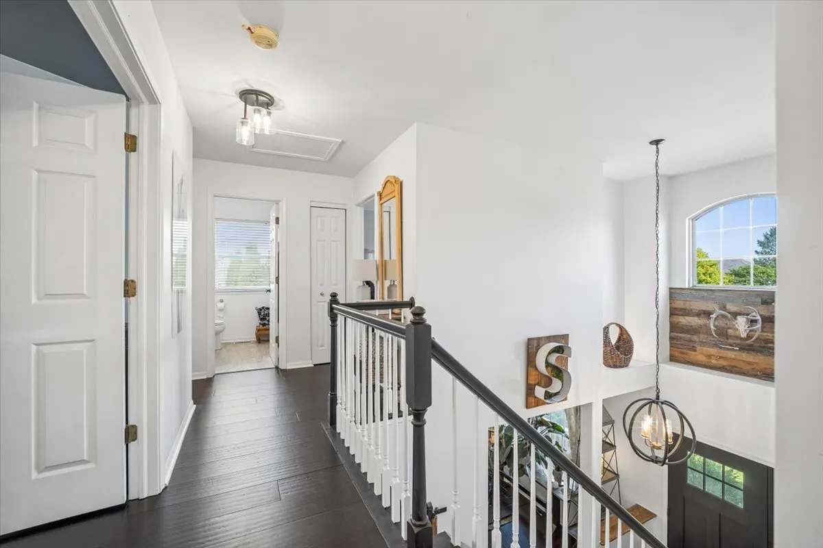 2103 Olde Mill Lane IL