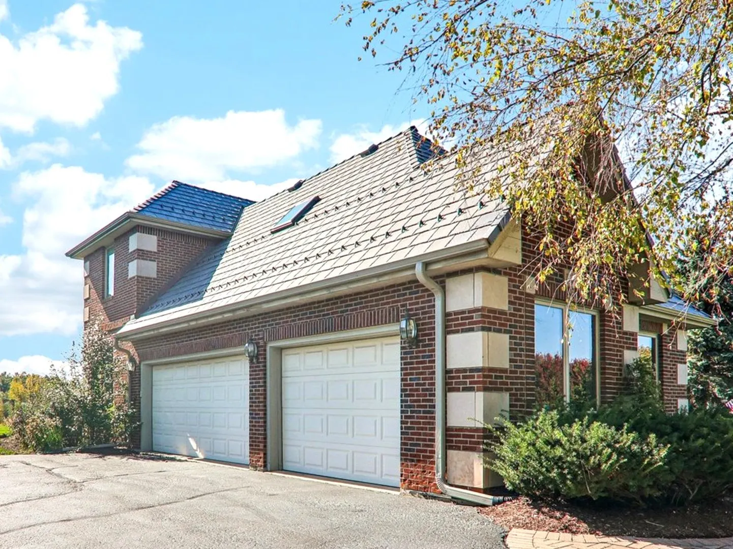 10711 Bull Valley Drive IL