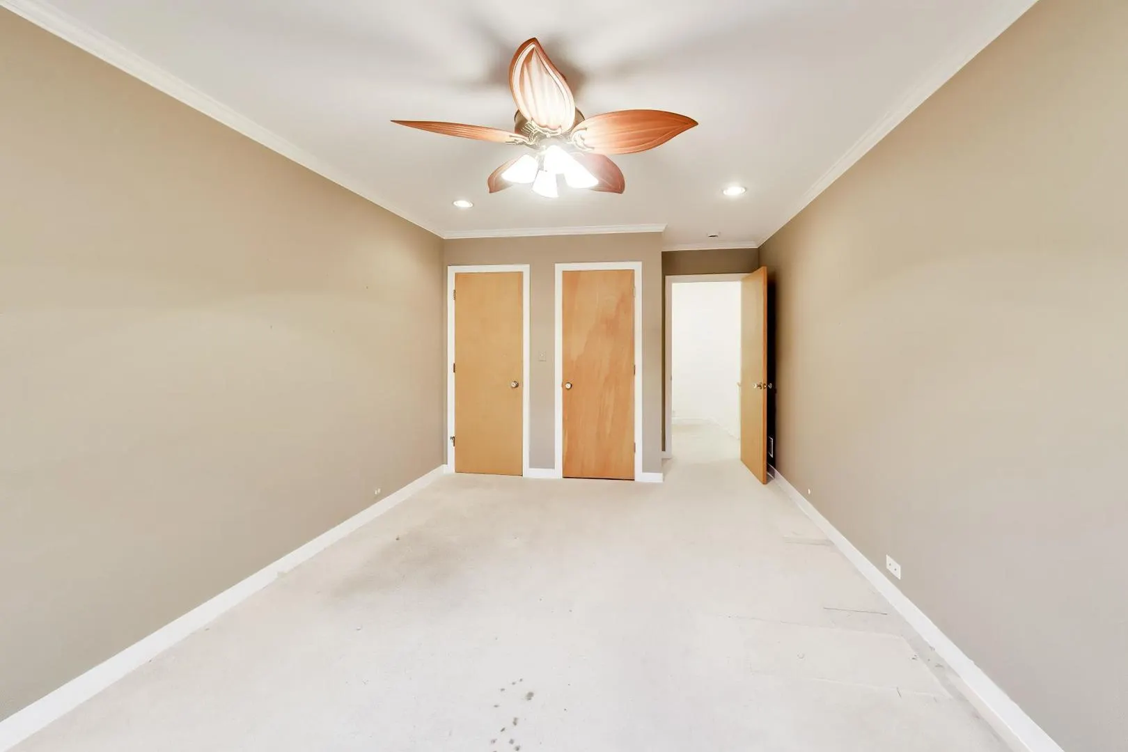 1519 Clinton Place IL