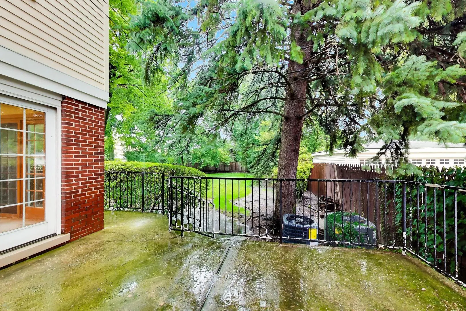 1519 Clinton Place IL
