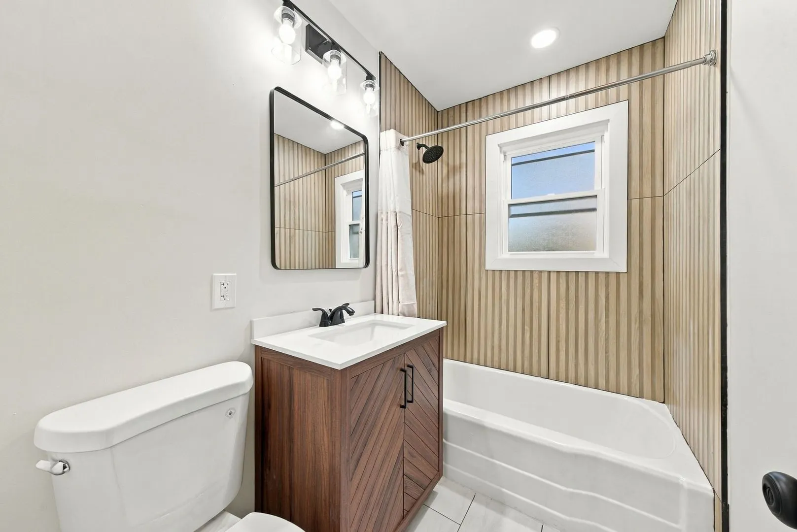 3 S South Elgin Boulevard IL