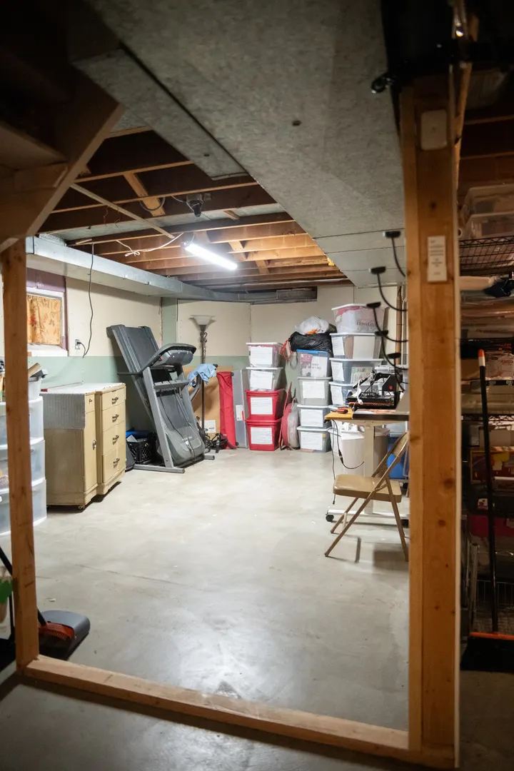 4850 W Waveland Avenue IL