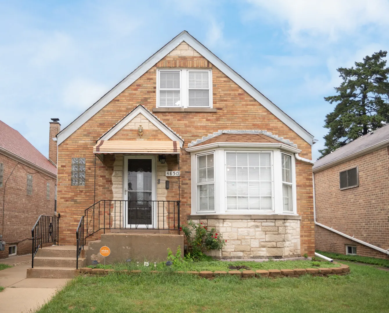 4850 W Waveland Avenue IL
