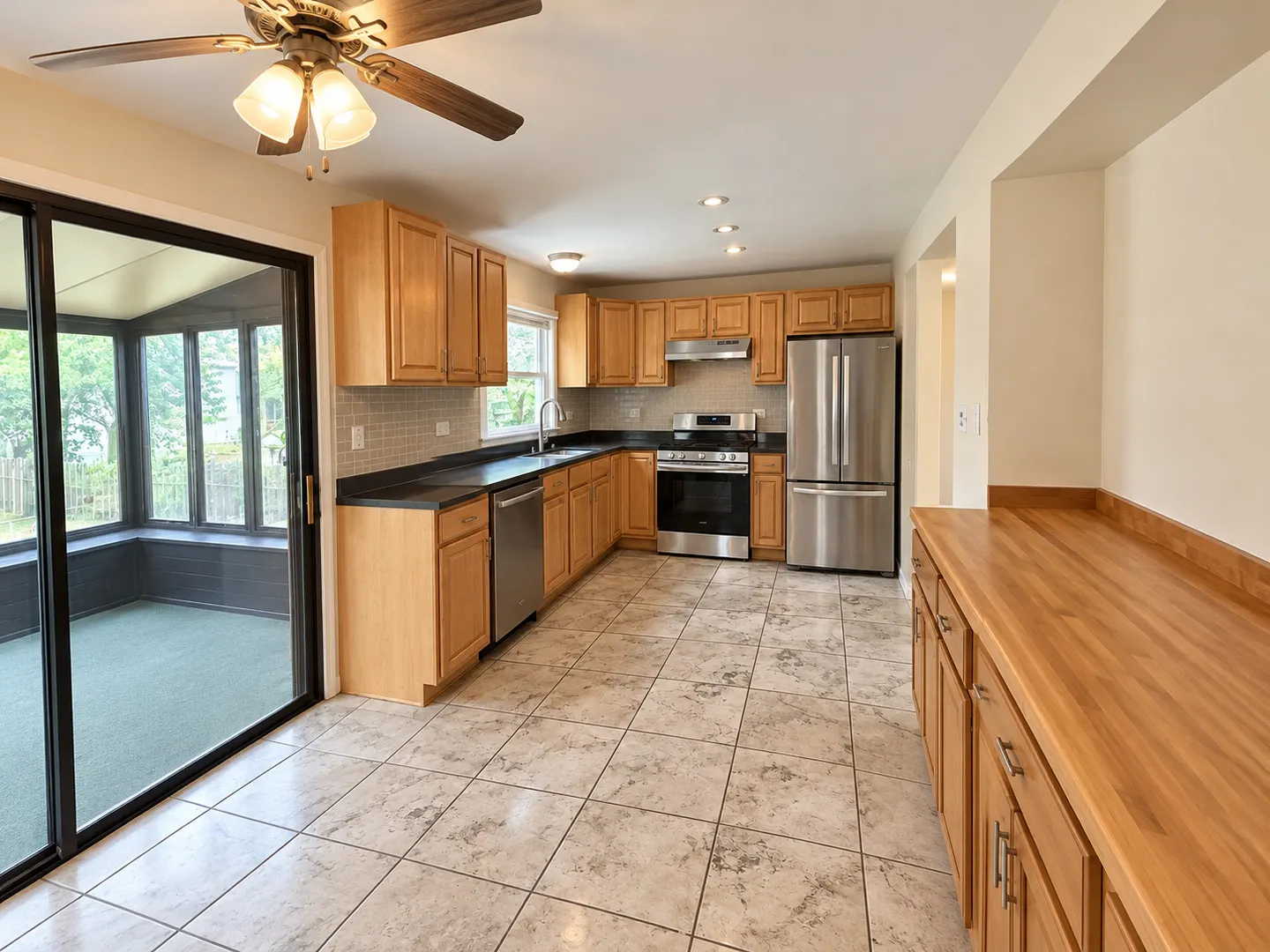 652 Banbury Way IL