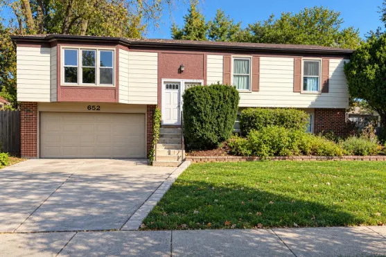 652 Banbury Way IL