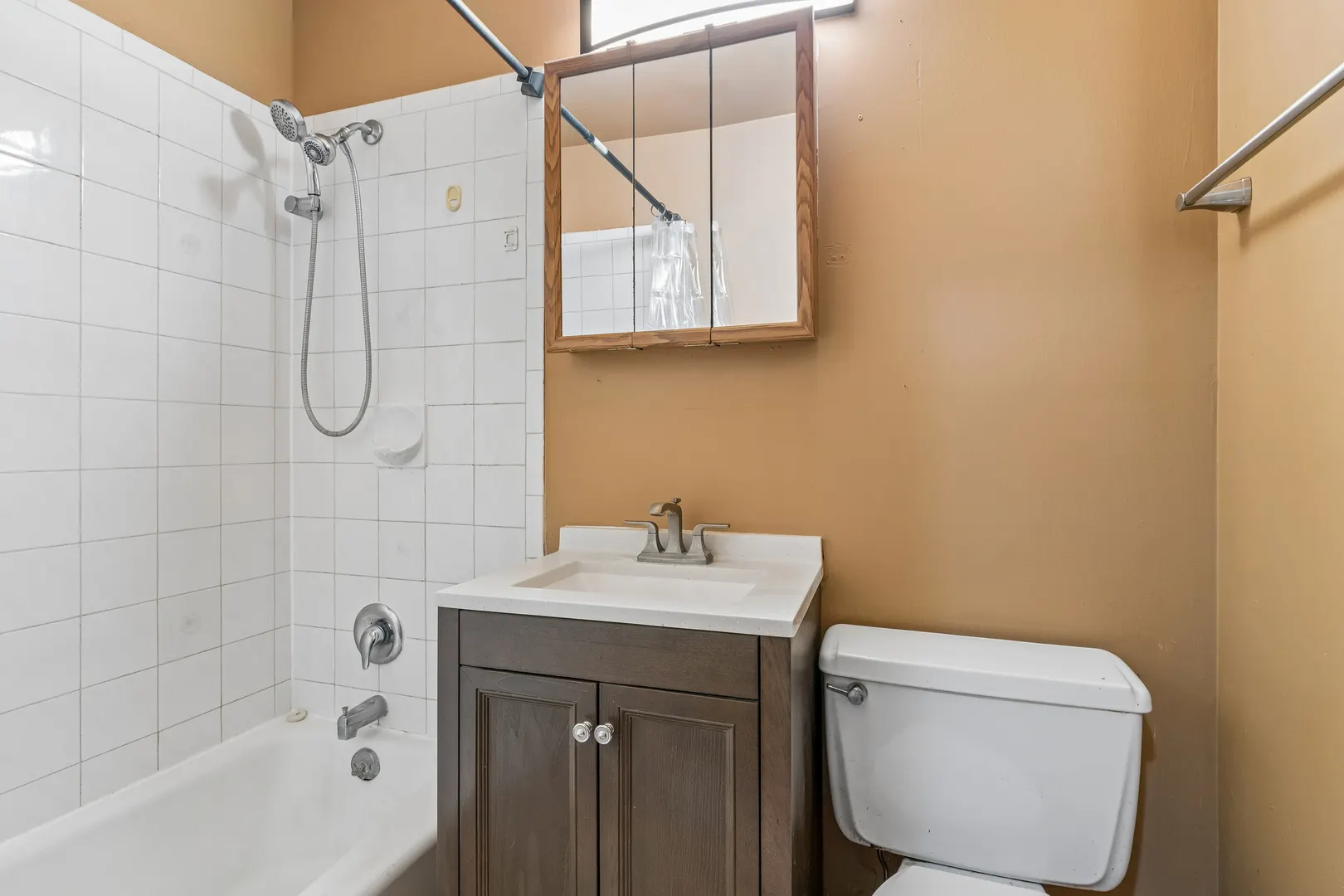 8836 N Western Avenue IL #1H
