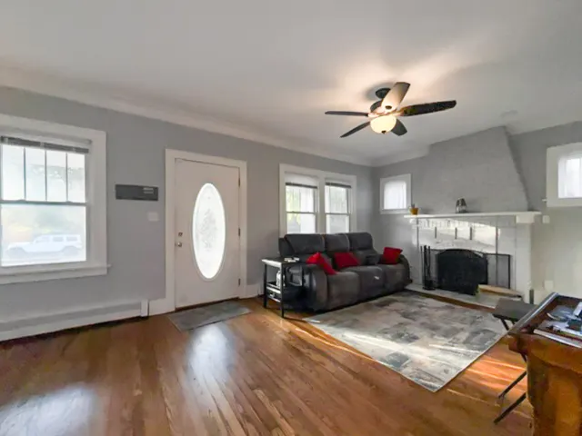 215 Maple Lane IL