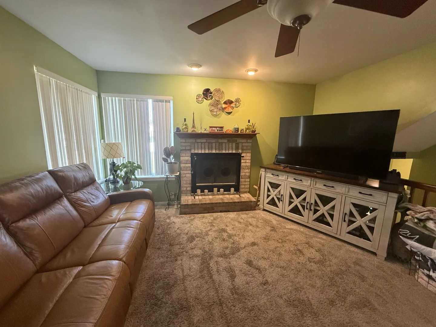 1917 Sunshine Court IL