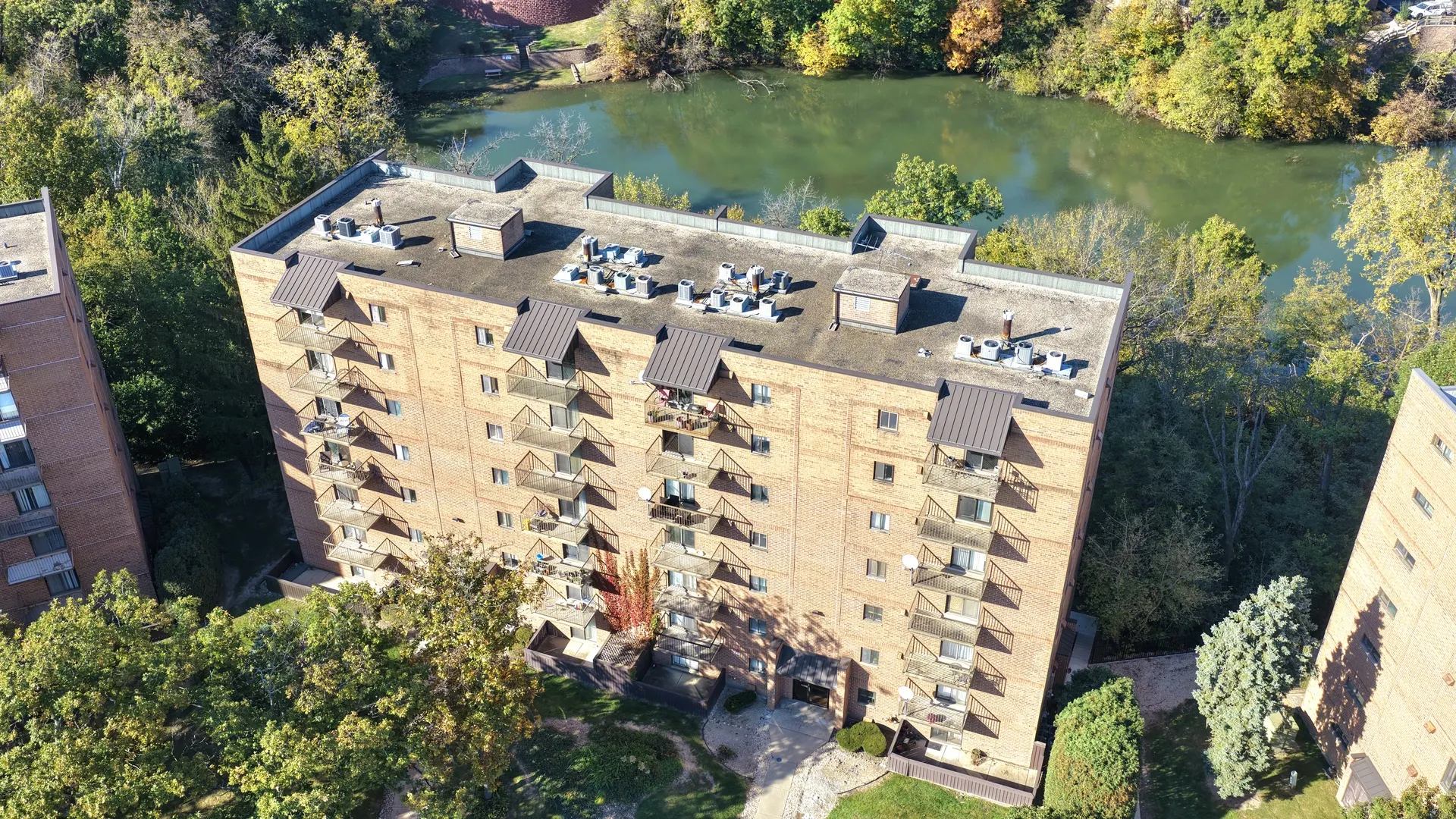 6000 Lake Bluff Drive IL #202