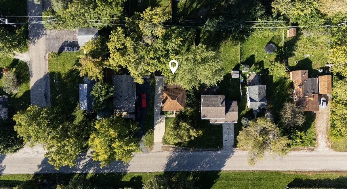 186 S Lyle Avenue IL
