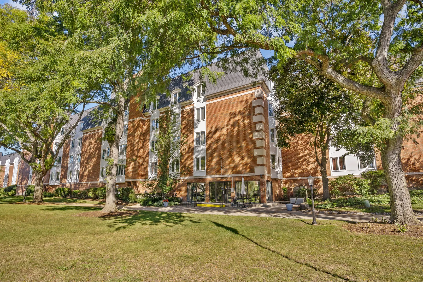 50 Lake Boulevard IL #667