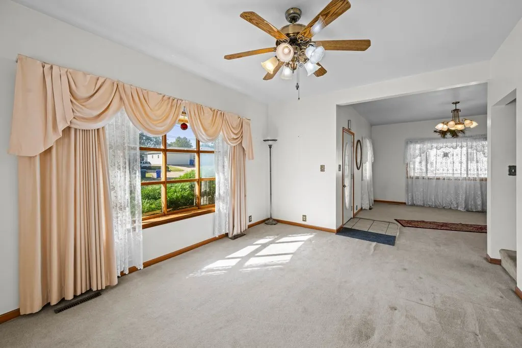 410 S Cottage Street IL
