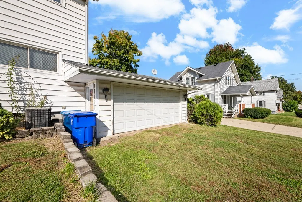 410 S Cottage Street IL