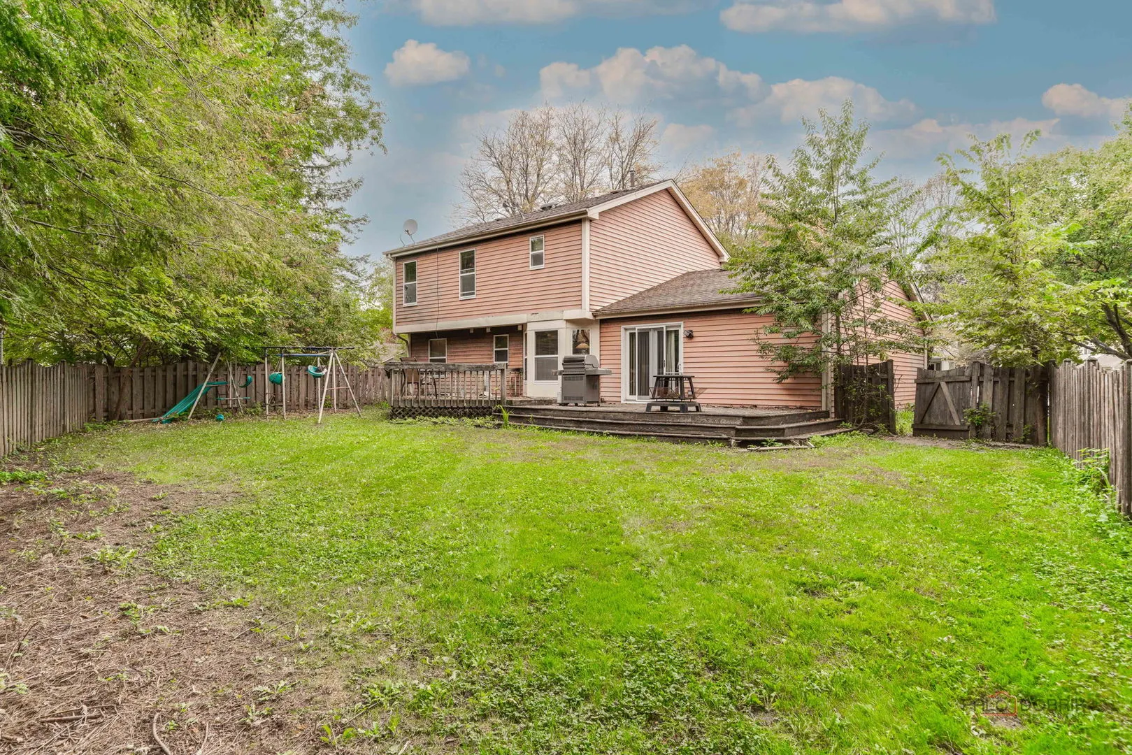 705 Royal Glen Drive IL