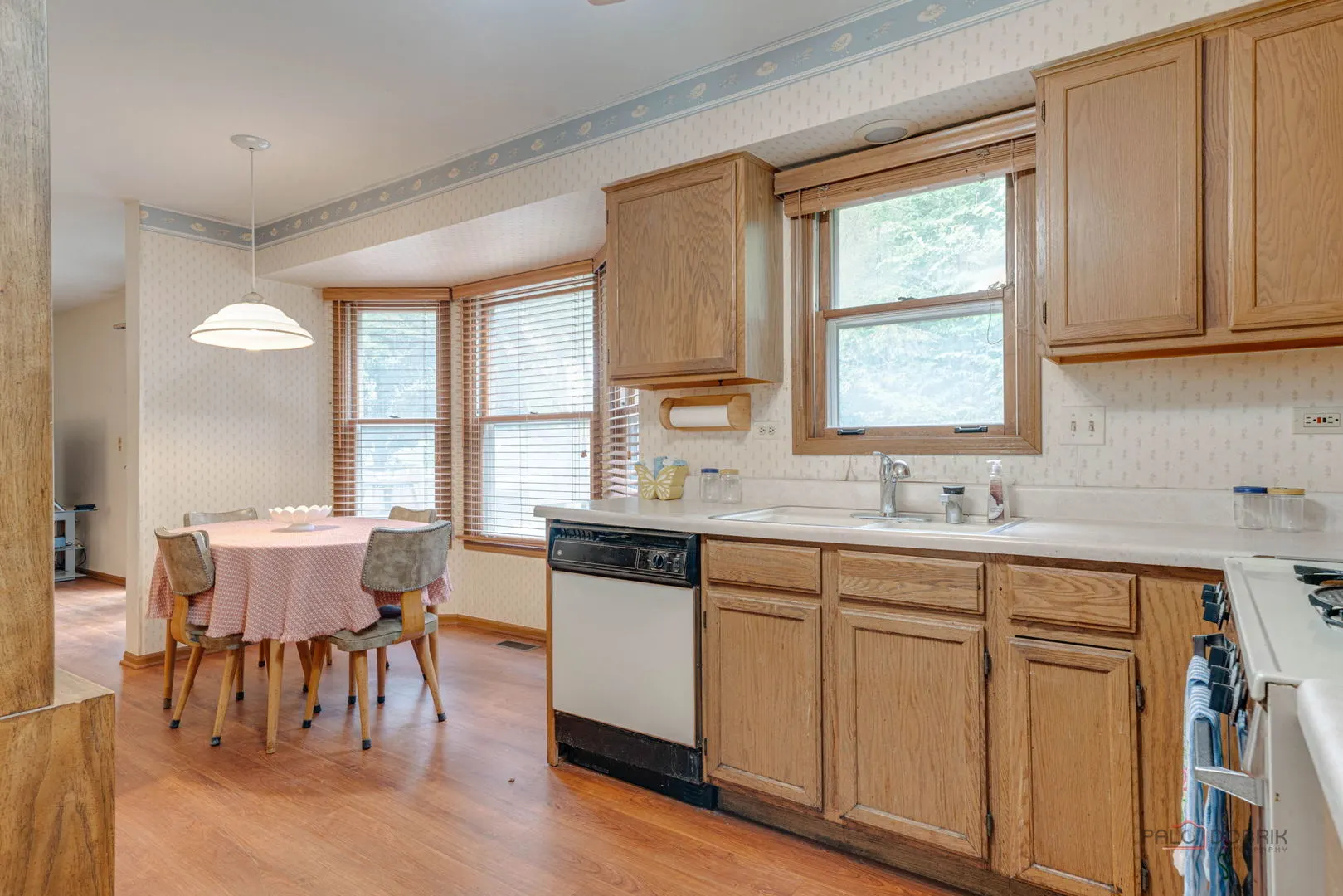 705 Royal Glen Drive IL