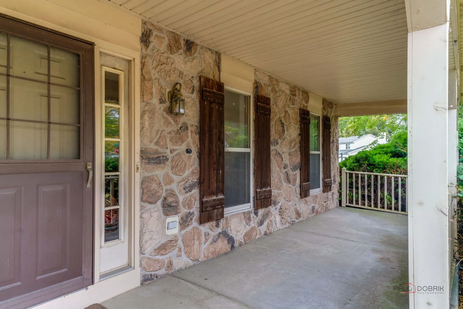 705 Royal Glen Drive IL