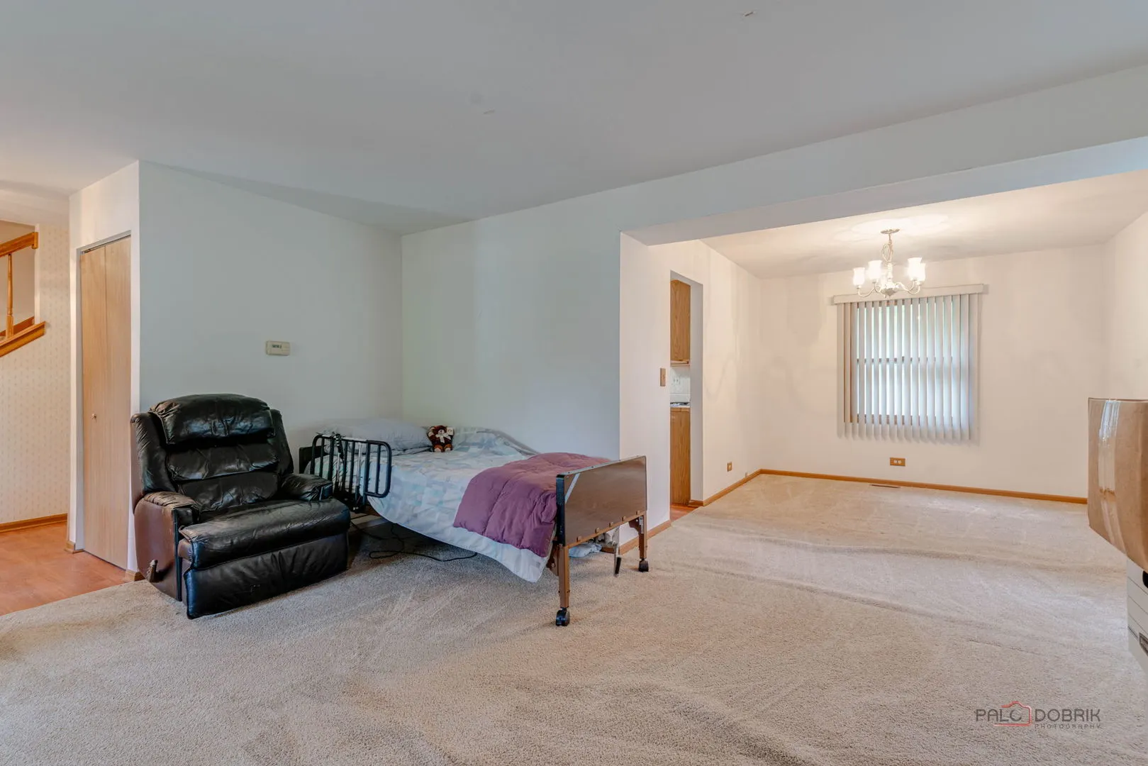 705 Royal Glen Drive IL