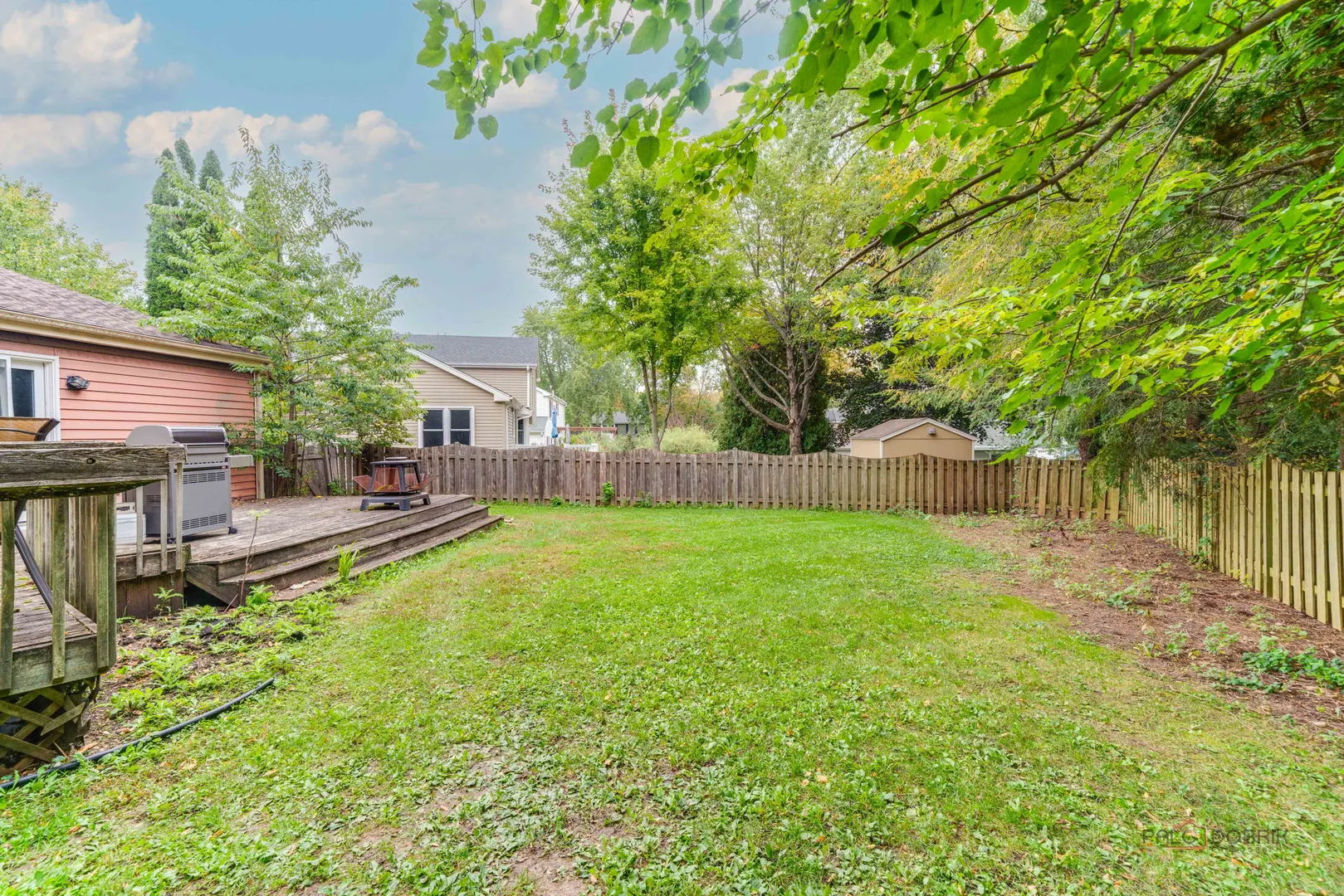 705 Royal Glen Drive IL