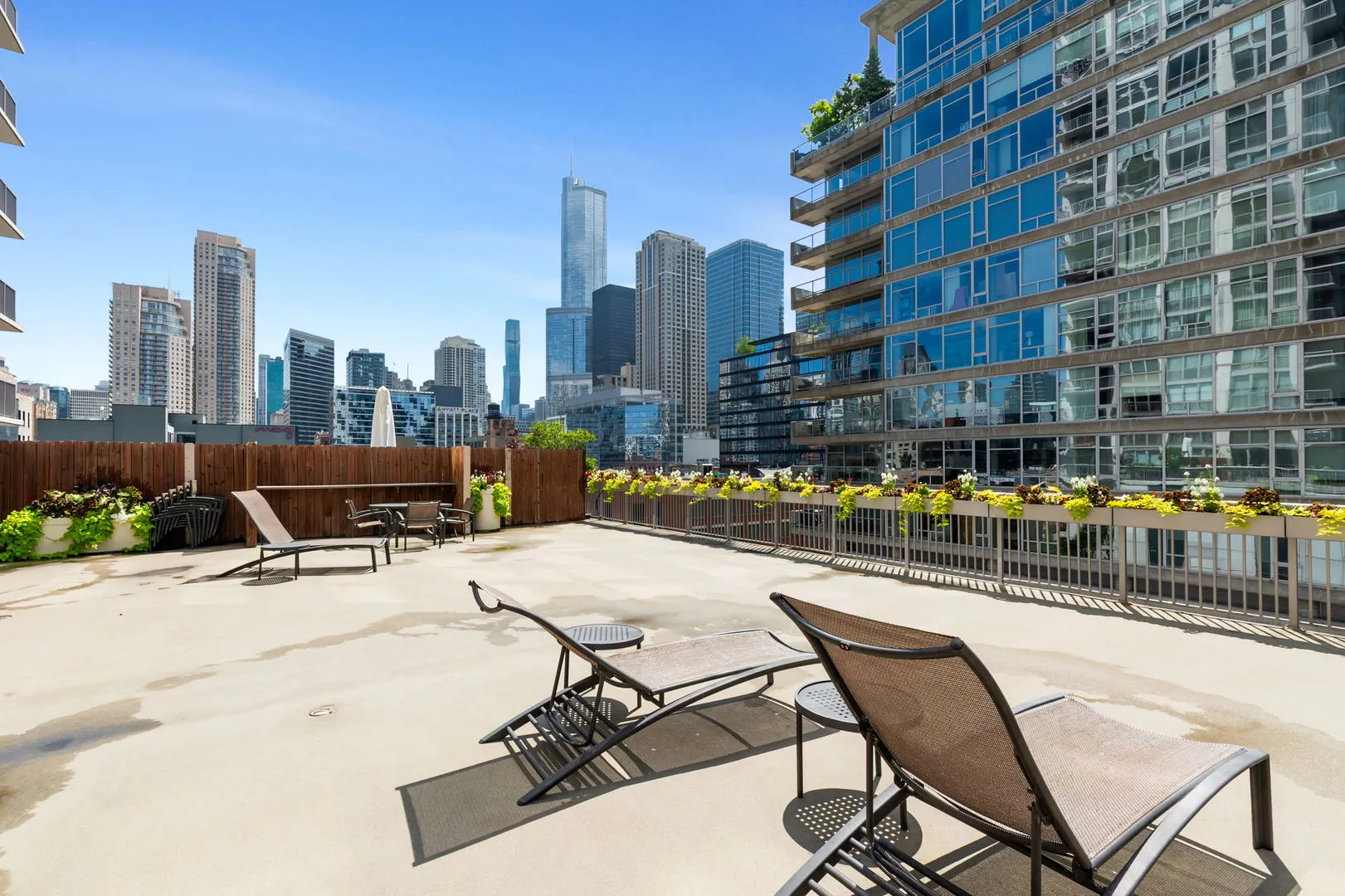 200 W Grand Avenue IL #1801