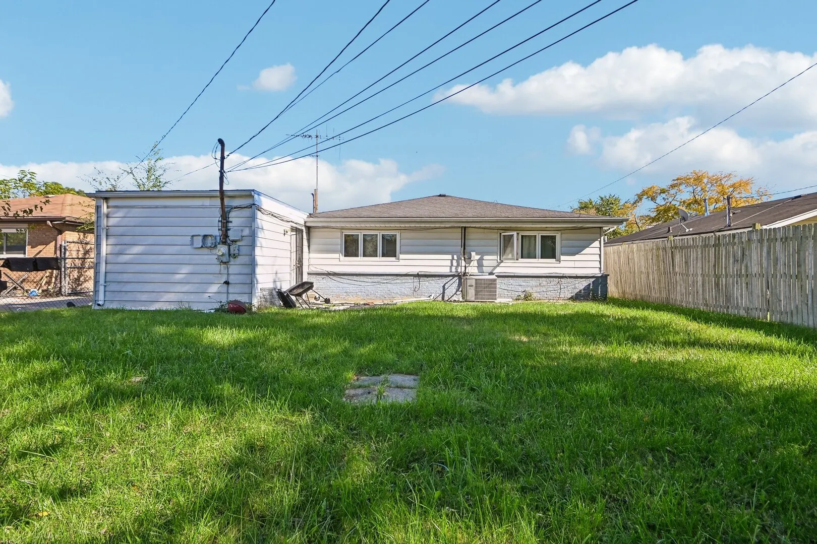 1366 Woodview Avenue IL