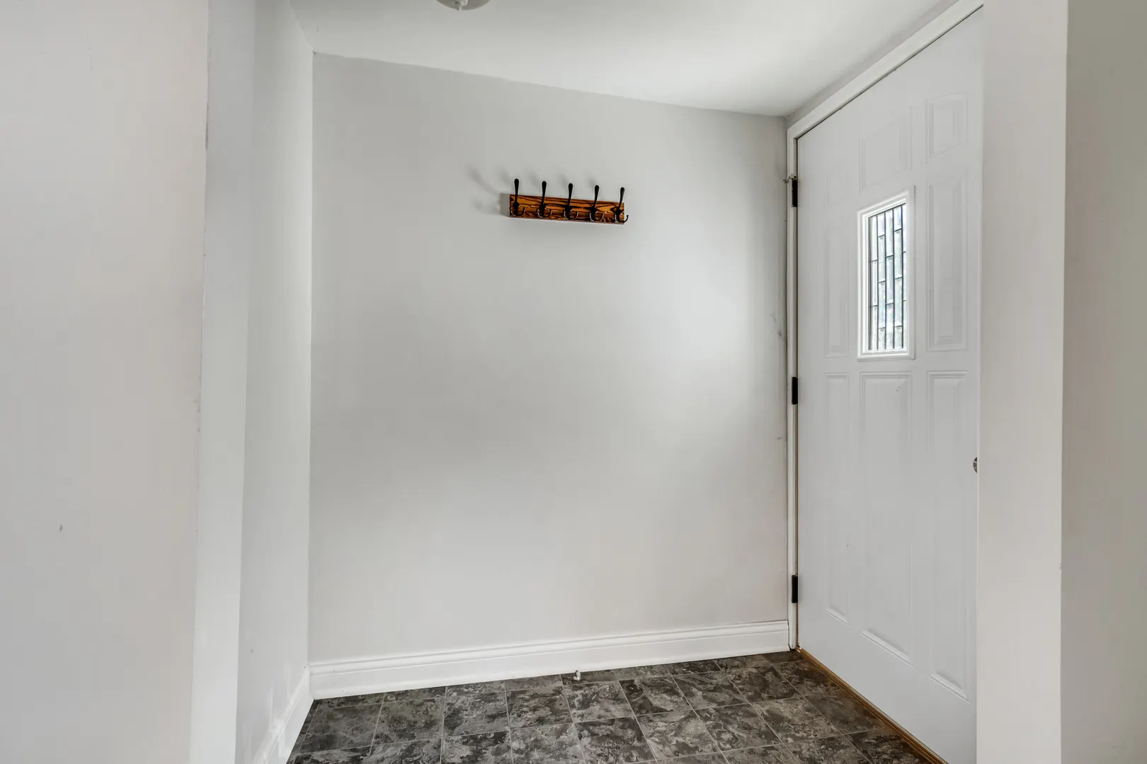412 E Elm Street IL