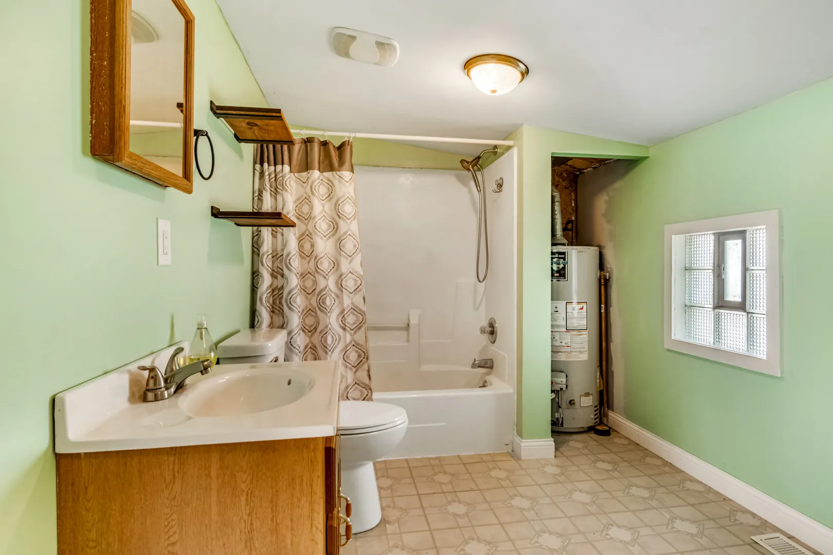412 E Elm Street IL