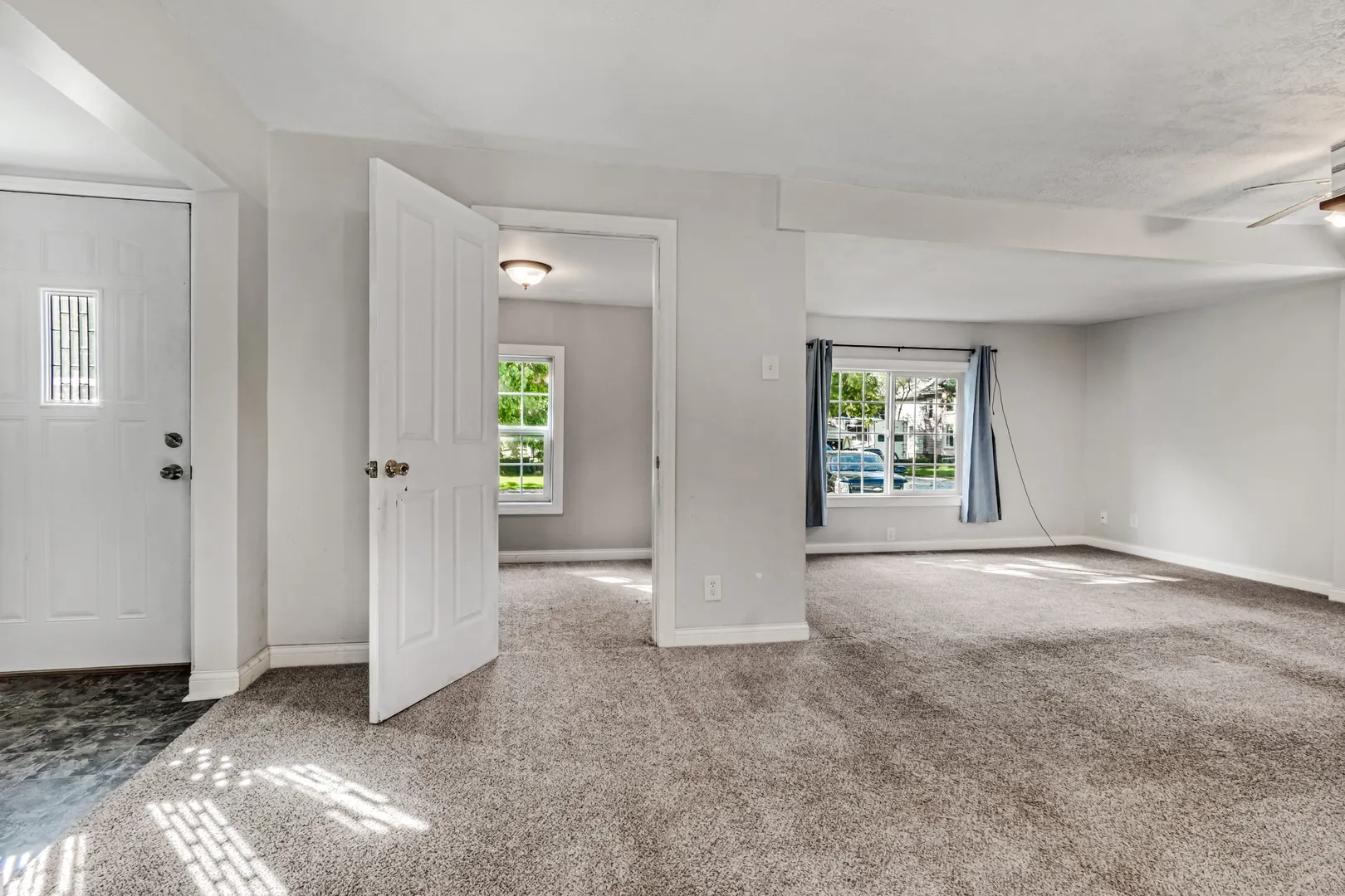 412 E Elm Street IL