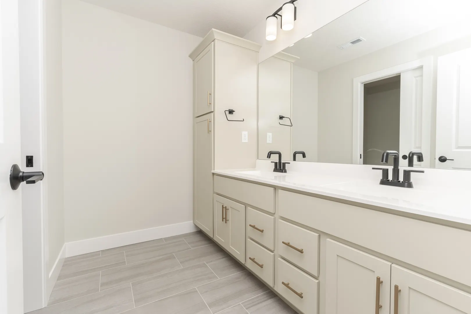 2216 Corrigan Way IL