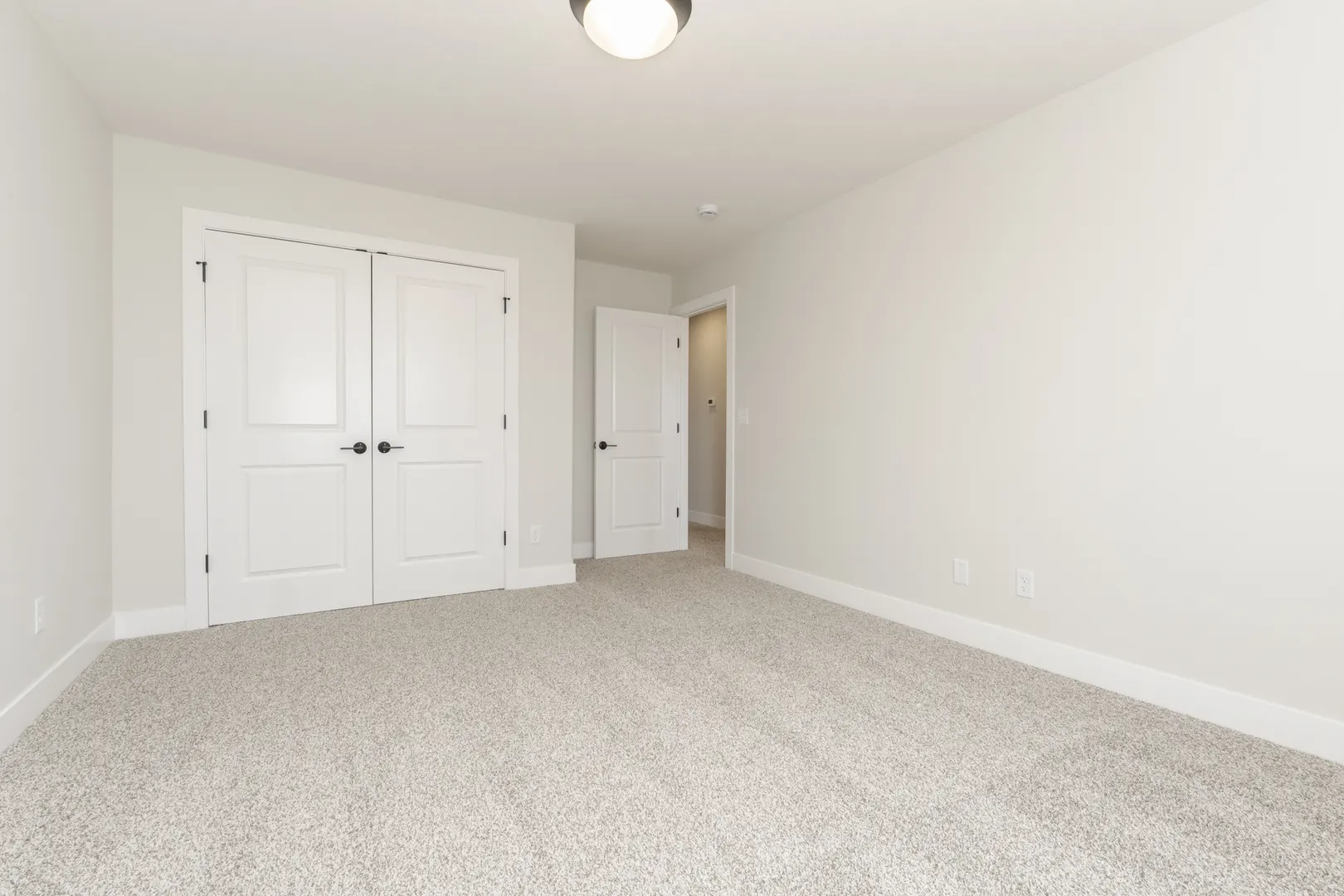 2190 Thatcher Drive IL