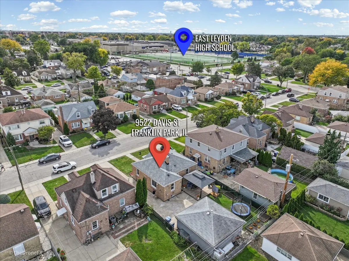 9522 Davis Street IL