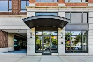 850 Village Center Drive IL #221