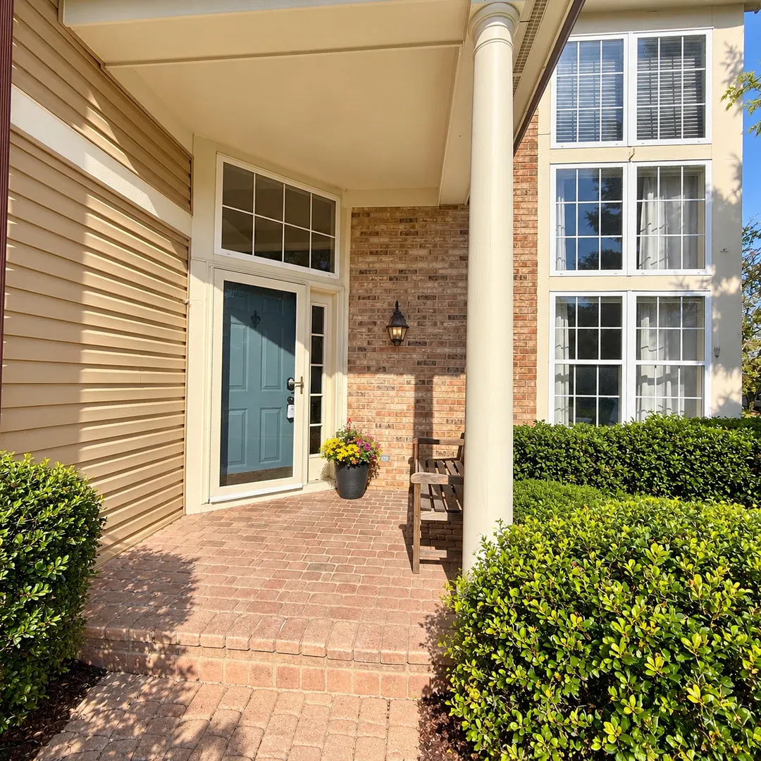 1823 Somerfield Lane IL